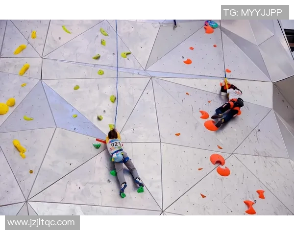 上海攀岩队区域防守策略解析与攀岩热点发展趋势探讨 上海攀岩队区域防守策略解析与攀岩热点发展趋势探讨