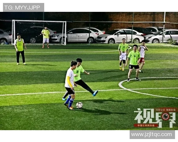 老高的足球之旅：从草根到职业的梦想与坚持